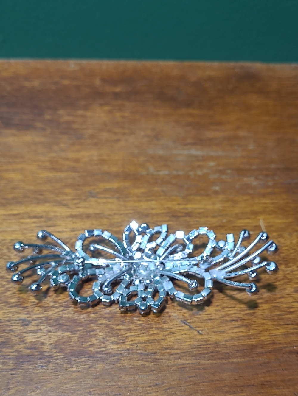 Crystal Rhinestone Brooch - Picture 3 of 4